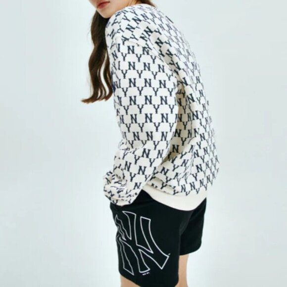 MLB New York Yankees Vintage Logo Printing Long-Sleeve Unisex White - Picture 3 of 14